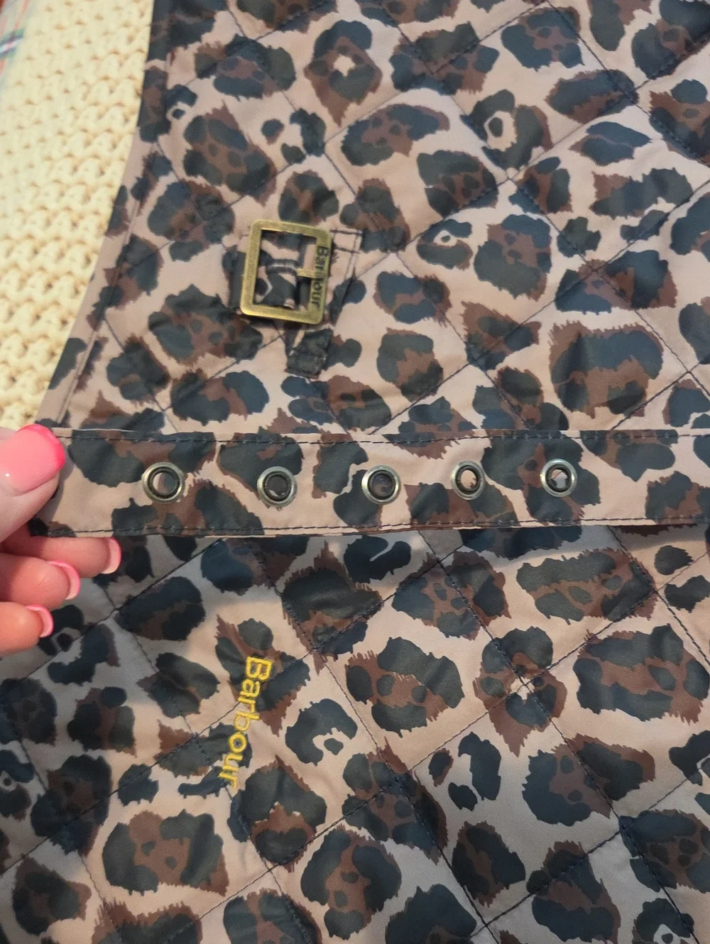 BARBOUR Boulevard Quilted Dog Coat in Dusty Pecan Jaguar Print Size Medium
